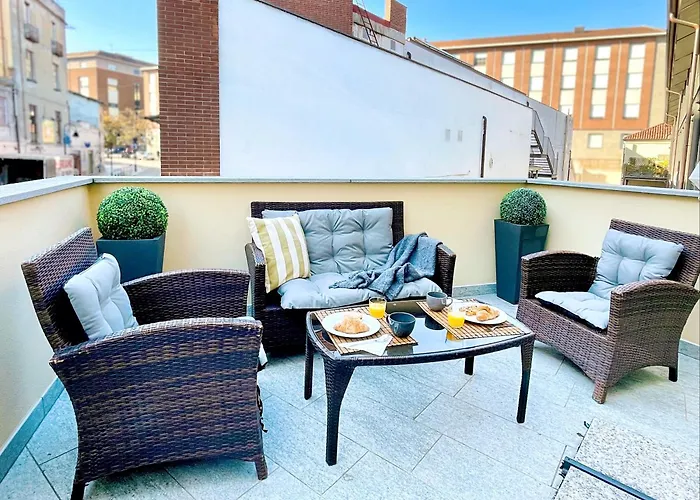 La Terrazza - By Happyhostorino