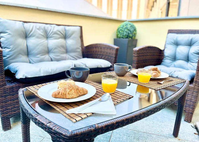 La Terrazza - By Happyhostorino